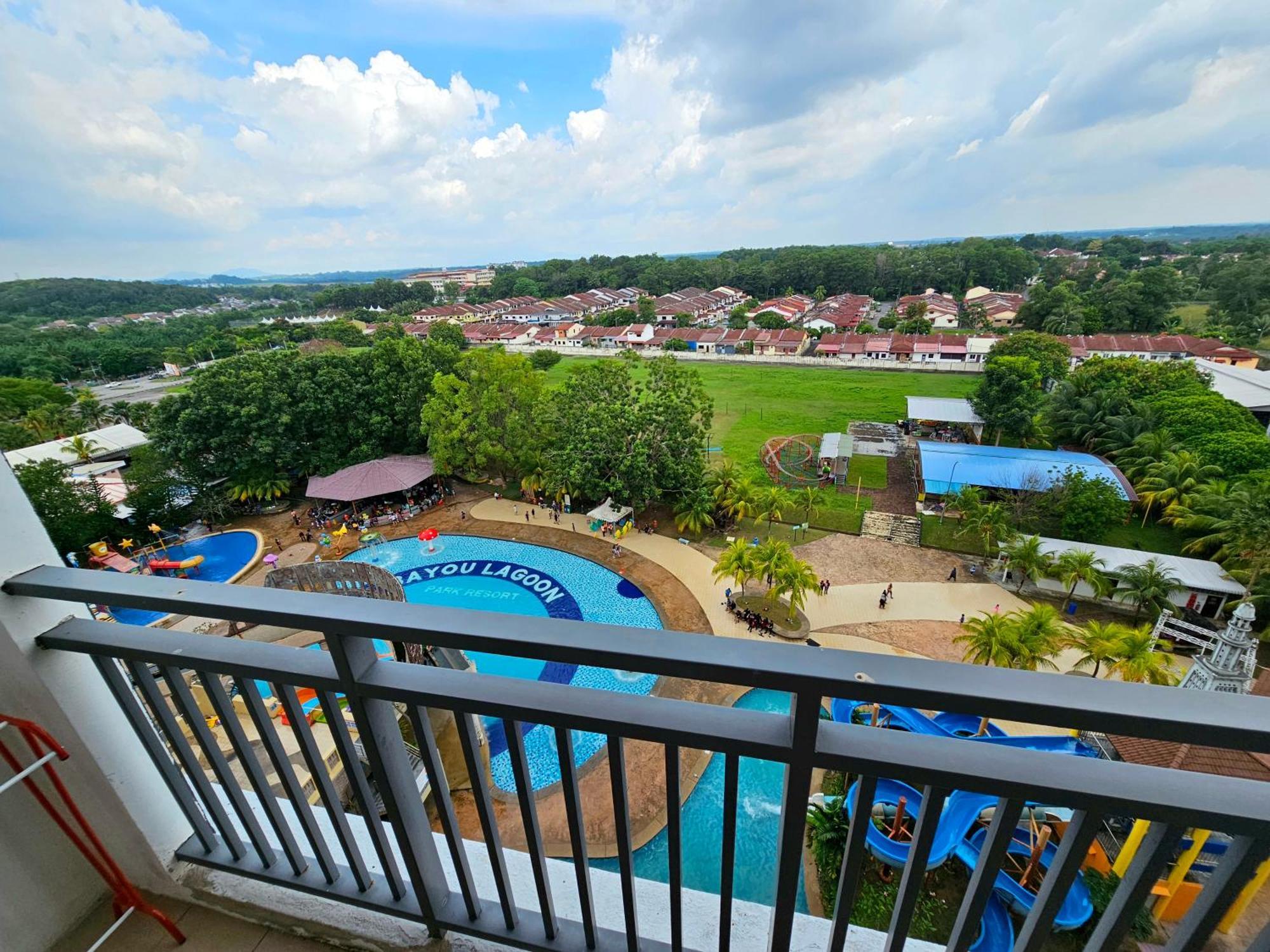 Apartment By Lg Water Themepark By Ggm *